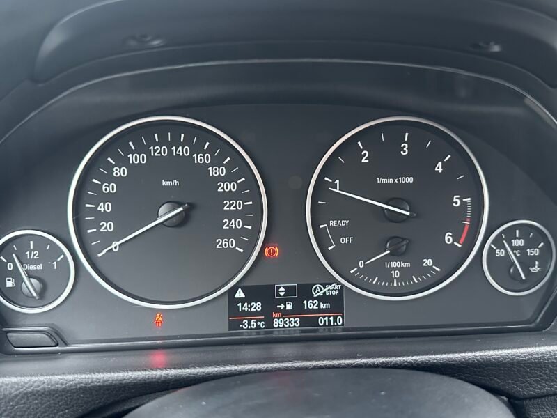 2015*BMW 316d*Touring*Vollleder*2.Hand*Anhängerkupplung*M-Lenkrad*Ablagenpaket