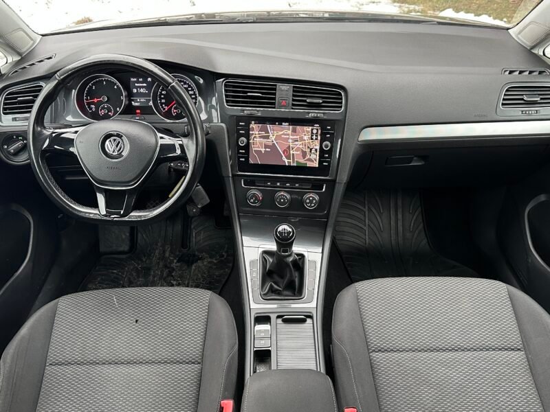 2019*GOLF 1,6 TDI *Variant*85 KW*Bluemotion Technology*SCR*Navi*Pickerl NEU* Müdigkeitserkennung