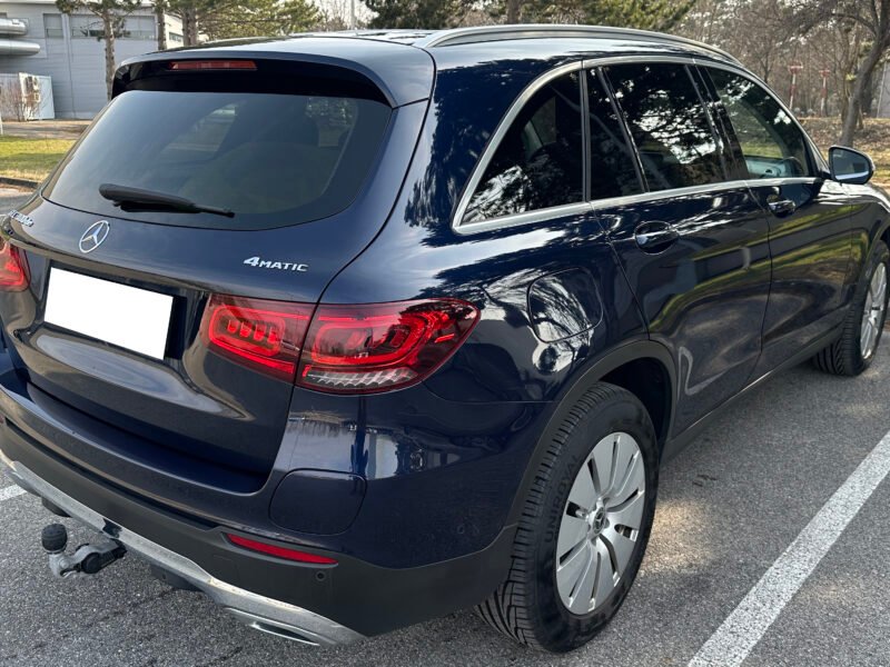 2022*MERCEDES-BENZ*GLC 300de*4Matic*143kW*Plug-in-Hybrid*9G-TRONIC*360°*EPS*ABS