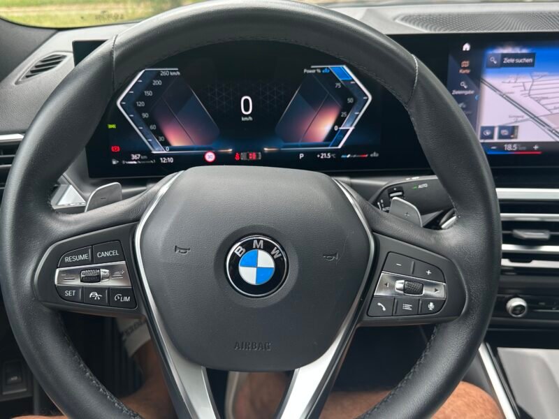 2022*BMW 320d*Sport-Getriebe*BMW Live Cockpit*Panoramadach*Ambientes Licht*Facelift