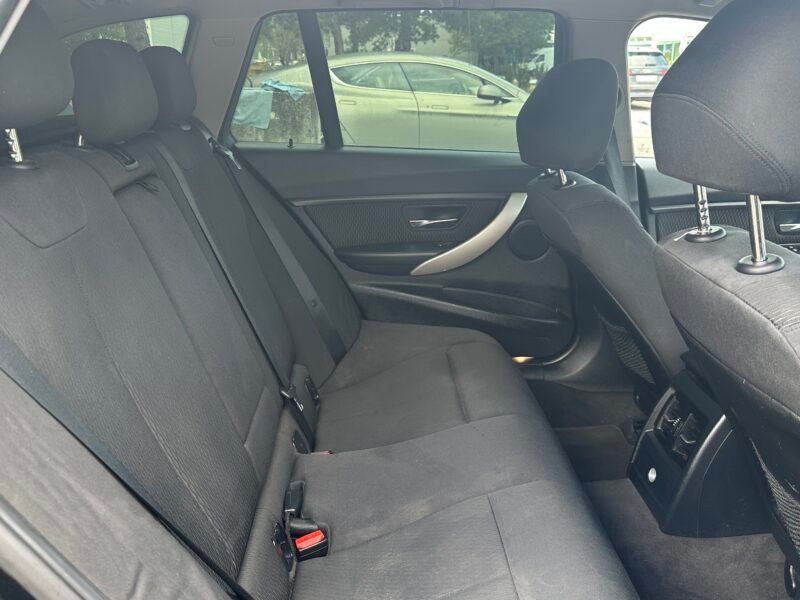 2014*BMW*318d*Xdrive*105kW*Touring*AHK*PDC*Sitzheizung*Ablagepaket*Klimaautomatik
