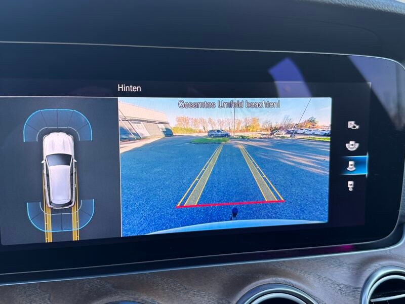 2021*Mercedes Benz*E220d*Avantgarde Interieur*143kW*9G-TRONIC*AVANTGARDE Interieur