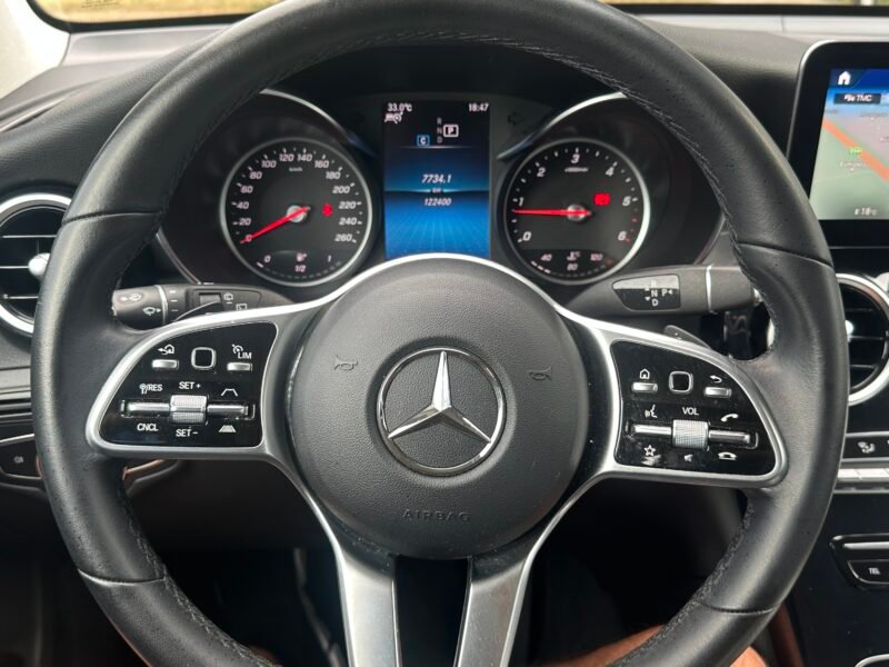 2021*MERCEDES-BENZ*GLC 220d*4Matic*Head-up*LED*Vollleder*Advanced Assistenz-Paket*Advanced Infotainment-Paket*Advanced Park-Paket