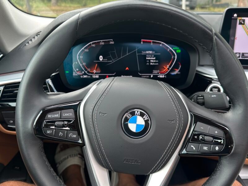 2021*BMW 520d *xDrive*140kW*Ambientes*Leder*LED*Kamera*Schiebedach*BMW Live Cockpit
