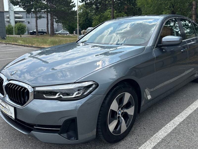 2021*BMW 520d *xDrive*140kW*Ambientes*Leder*LED*Kamera*Schiebedach*BMW Live Cockpit