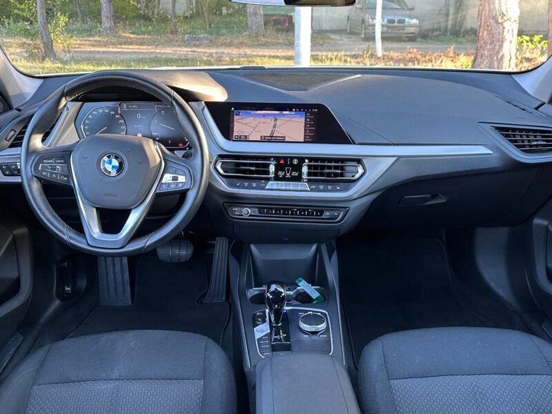 2022*BMW 116d*F40*Advantage*NAVI*LED*Rückfahrkamera*Lichtpaket